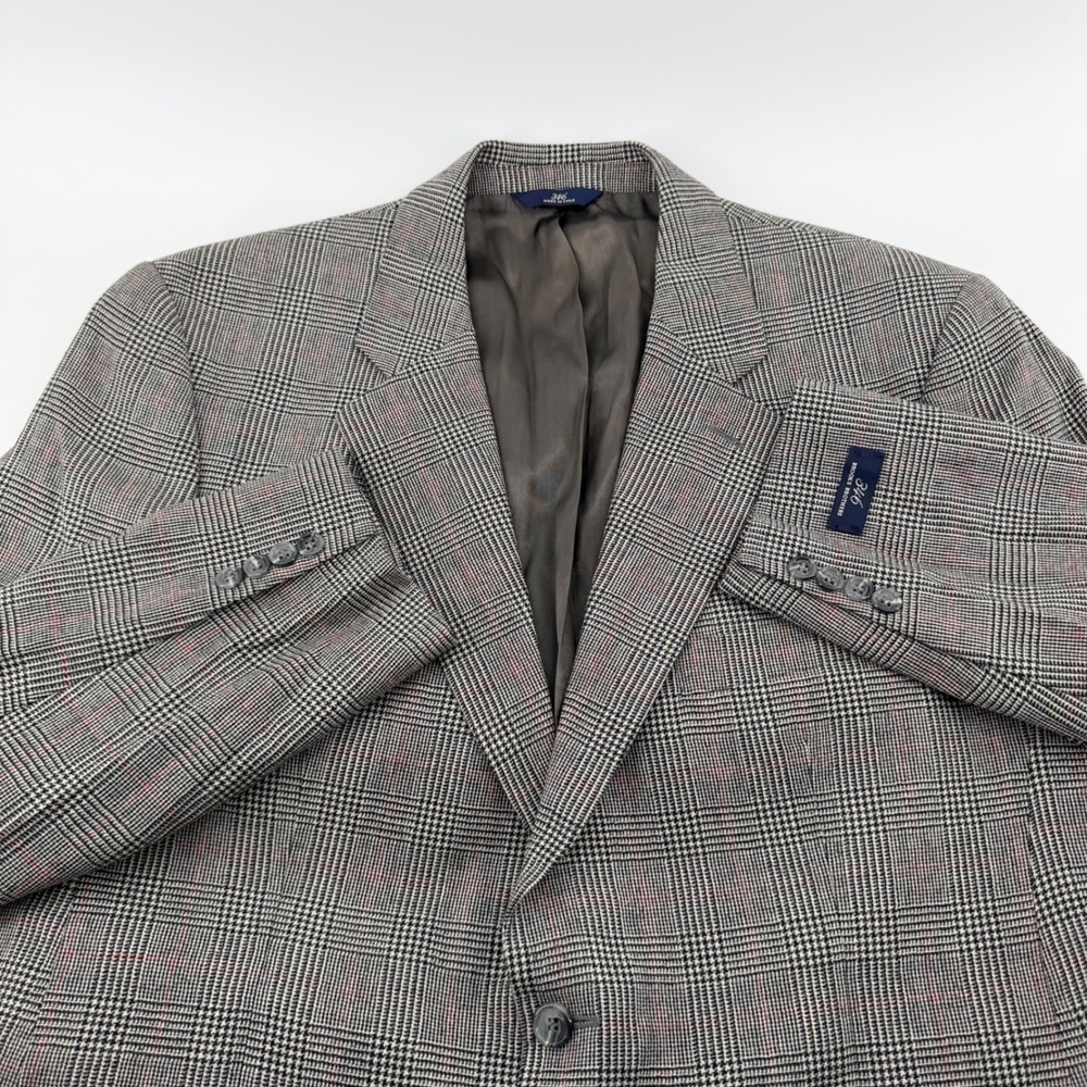 Brooks Brothers 346 Glen Plaid Wool Blazer Sport Coat Grey Red 44R 23x31.5